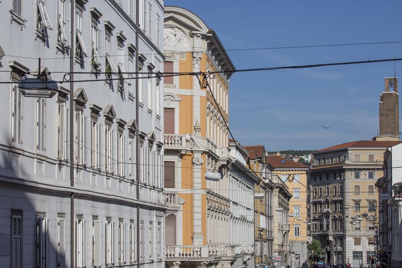 Le Saline Luxury Guest House Trieste Bagian luar foto